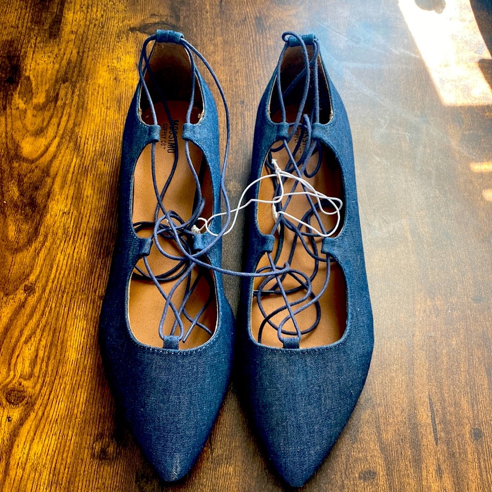 Blue lace up flats